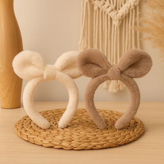 ✨ Bandeau Oreilles de Lapin en Peluche – Confort & Douceur pour vos Routines Beauté
